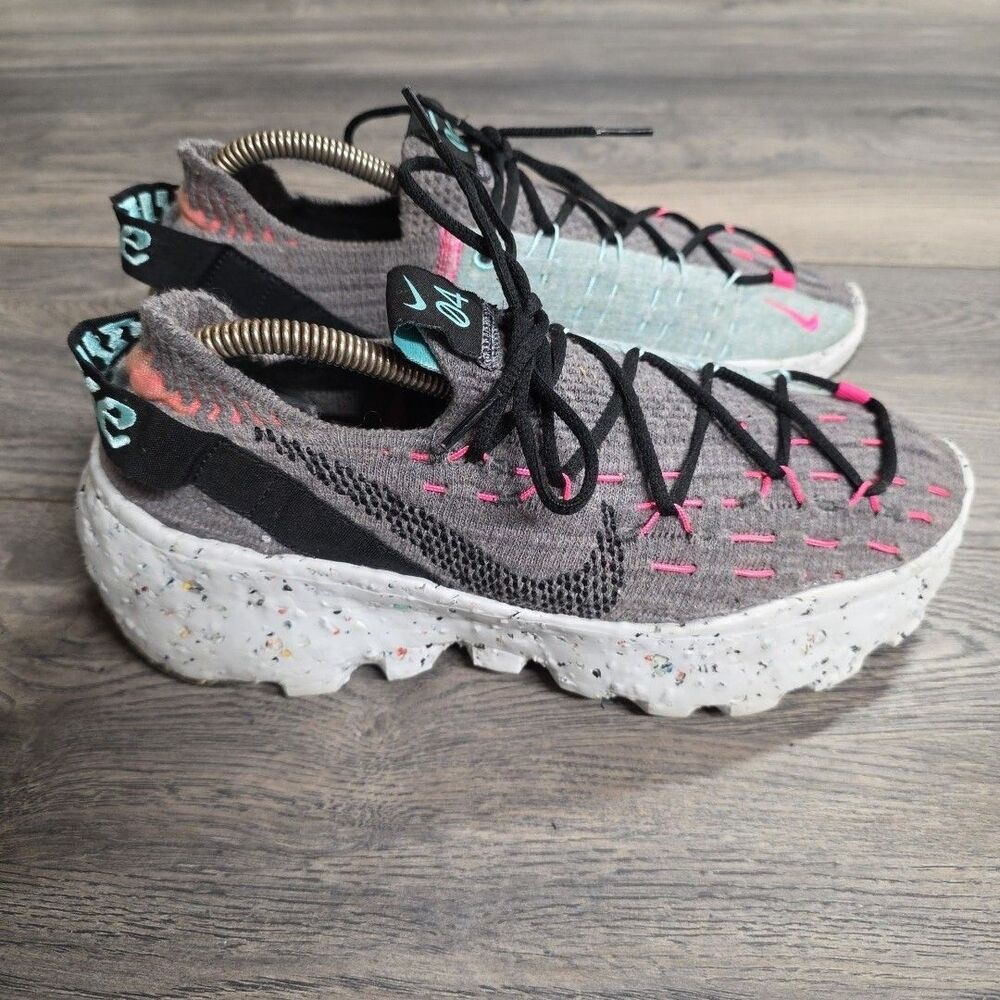 Nike Space Hippie '04 Women's Size 8.5 Running Shoes Multicolor